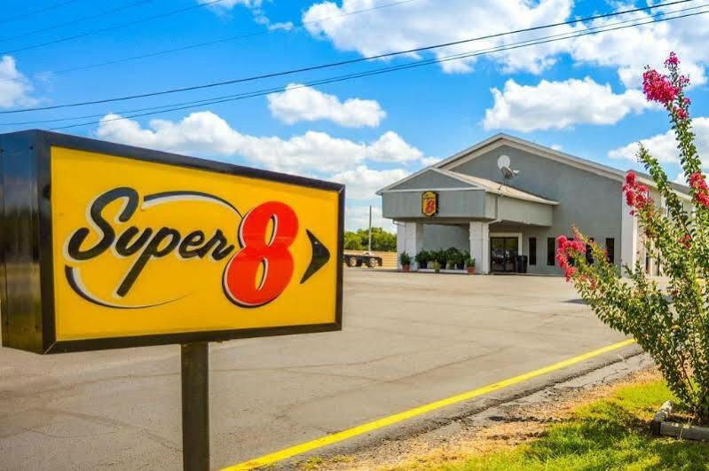 Super 8 By Wyndham Ardmore Exterior photo